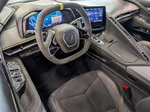 Used 2023 Chevrolet Corvette Stingray Premium Conv w/ Z51 Performance Package image 9