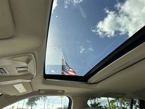 Used 2020 Cadillac Escalade ESV Luxury image 53