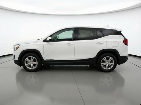 Used 2024 GMC Terrain SLE FWD image 5