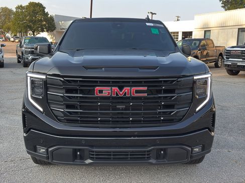 Used 2026 GMC Sierra 1500 Elevation w/ Elevation Premium Package AWD/4WD image 3