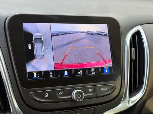 Used 2023 Chevrolet Equinox LT FWD image 25