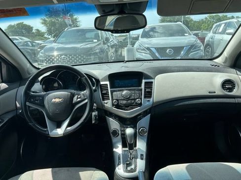 Used 2011 Chevrolet Cruze LT w/ RS Package FWD image 15