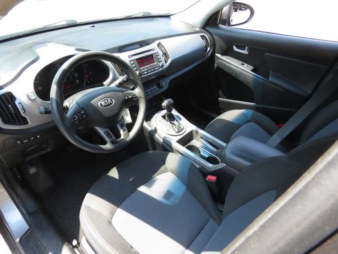 Used 2016 Kia Sportage LX AWD/4WD image 10