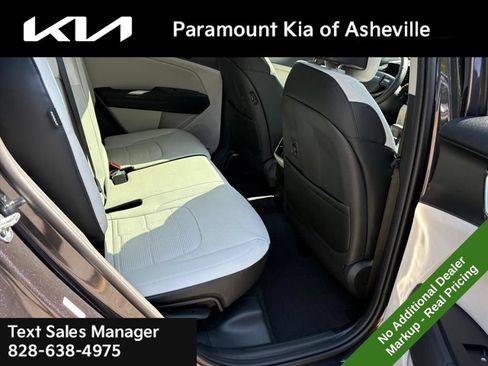 New 2026 Kia Sportage SX FWD image 22