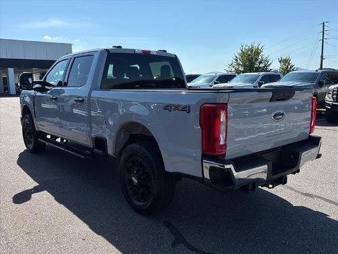 Used 2026 Ford F250 XLT AWD/4WD image 4