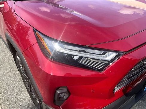 Used 2022 Toyota RAV4 Limited AWD/4WD image 31