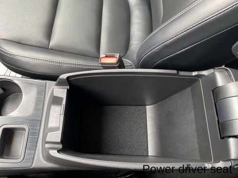 Used 2023 Ford Escape Platinum image 23