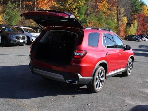 Used 2023 Honda Pilot Elite image 7