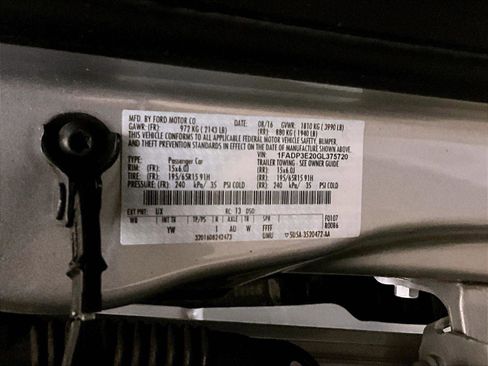 Used 2016 Ford Focus S FWD image 32