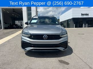 Certified 2024 Volkswagen Tiguan SE R-Line FWD video 2