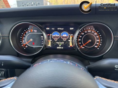 Certified 2022 Jeep Gladiator Overland AWD/4WD image 50