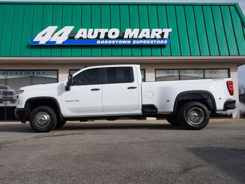 Used 2024 Chevrolet Silverado 3500 W/T image 5