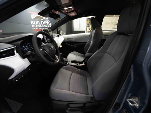 New 2026 Toyota Corolla SE w/ SE Premium Package image 9