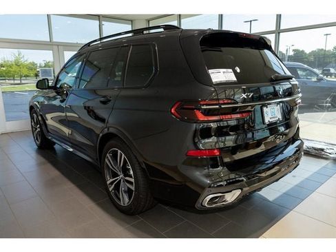 New 2026 BMW X7 xDrive40i w/ M Sport Package image 49
