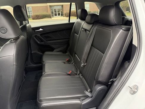 Used 2024 Volkswagen Tiguan Wolfsburg Edition image 32
