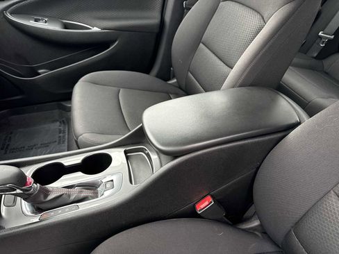 Used 2023 Chevrolet Malibu RS FWD image 21