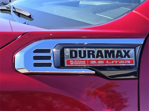 Used 2024 GMC Sierra 2500 Denali w/ Denali Reserve Package image 8