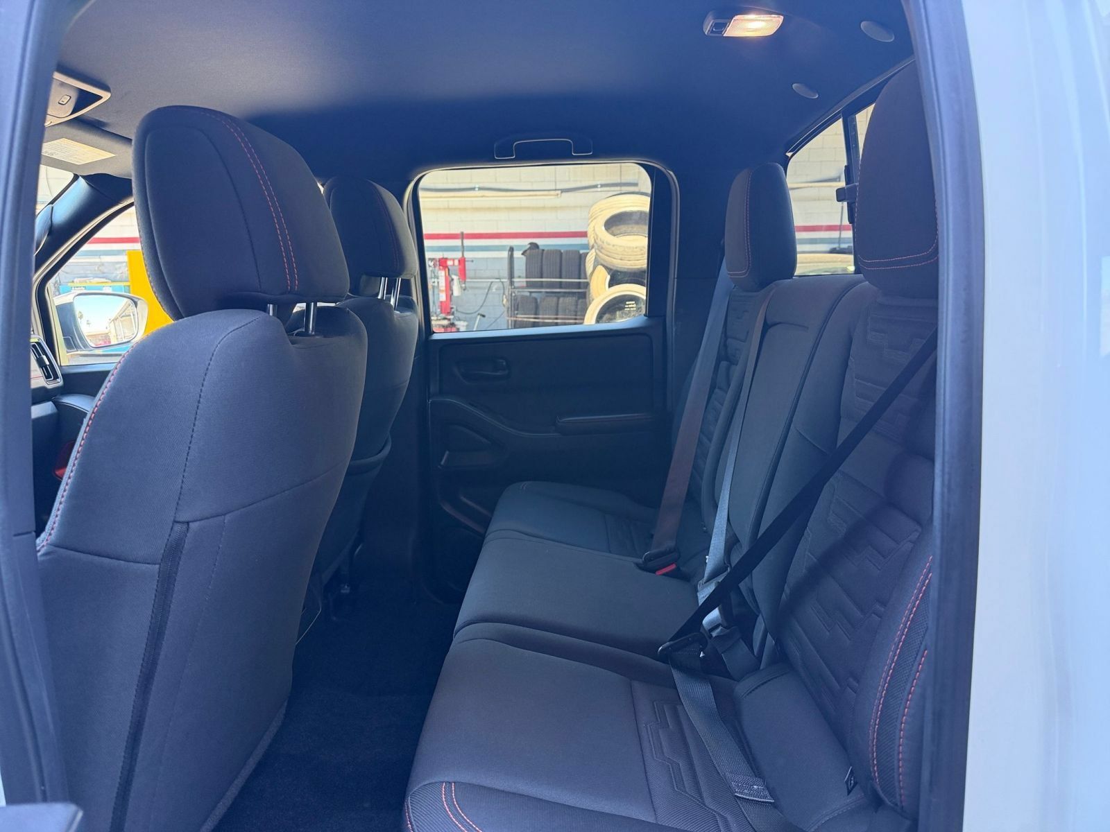 Used 2026 Nissan Frontier PRO-4X AWD/4WD image 25