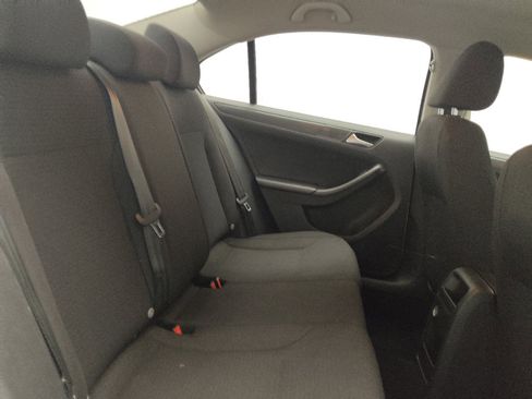 Used 2016 Volkswagen Jetta S image 19