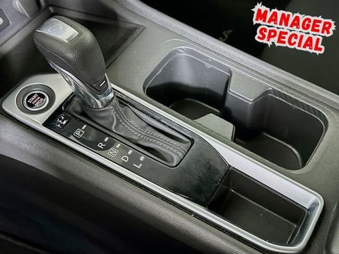 Used 2024 Nissan Sentra SV FWD image 18