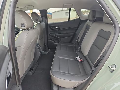 New 2026 Chevrolet Trax ACTIV w/ Driver Confidence Package FWD image 11