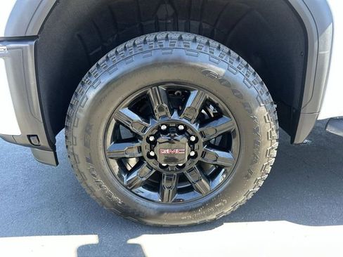 New 2026 GMC Sierra 2500 AT4 image 34