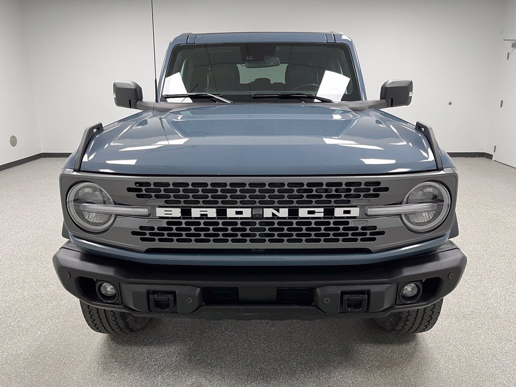 Used 2023 Ford Bronco Badlands AWD/4WD image 3