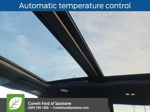 Used 2022 Ford F150 Lightning Platinum image 10