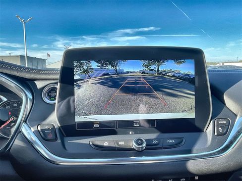 Used 2023 Chevrolet Blazer LT image 22