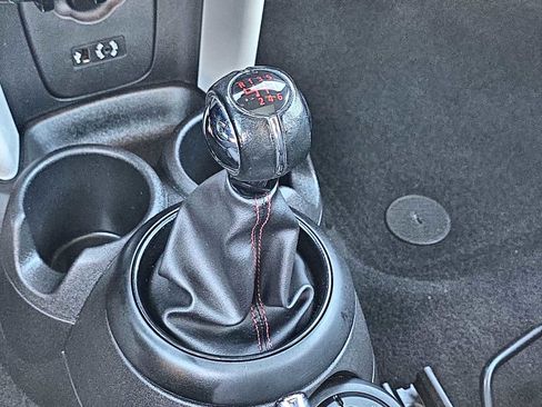 Used 2018 MINI Cooper S image 22