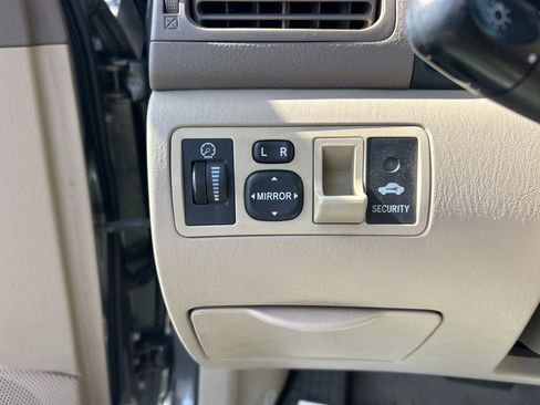 Used 2006 Toyota Corolla CE image 6