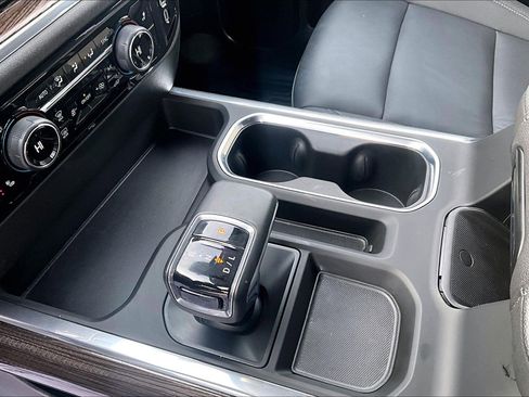 Used 2025 Chevrolet Silverado 1500 LT w/ Leather Package image 15