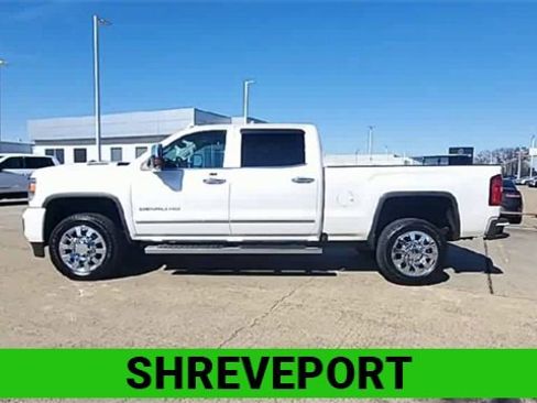 Certified 2019 GMC Sierra 2500 Denali w/ Duramax Plus Package image 5