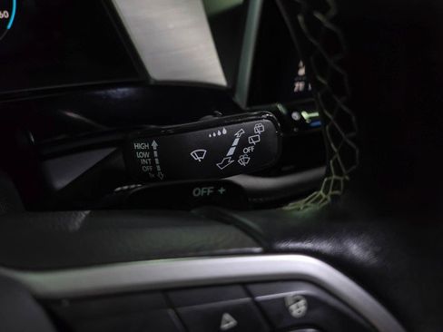 Used 2024 Volkswagen Atlas Cross Sport SE AWD/4WD image 21