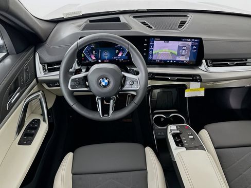 Used 2026 BMW X2 xDrive28i w/ Technology Package AWD/4WD image 19