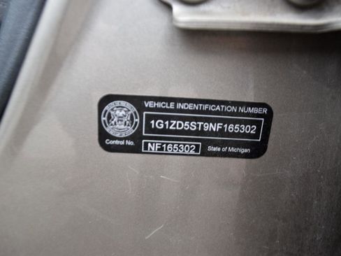 Used 2022 Chevrolet Malibu LT FWD image 26