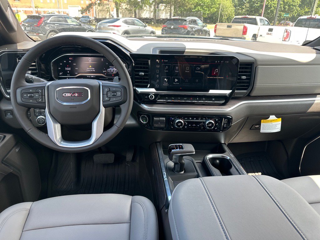Used 2025 GMC Sierra 1500 SLT w/ SLT Premium Plus Package AWD/4WD image 8