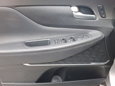 Used 2020 Hyundai Santa Fe Limited image 10