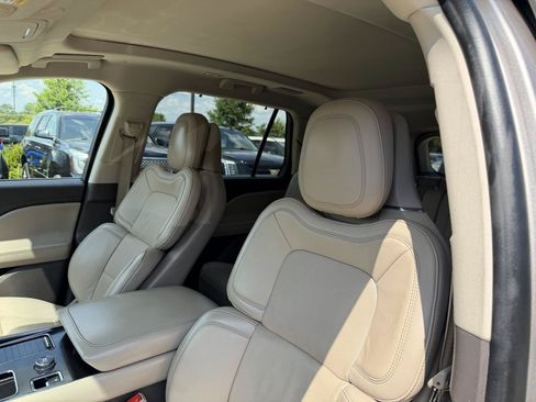 Used 2020 Lincoln Aviator Reserve w/ Equipment Group 202A AWD/4WD image 13