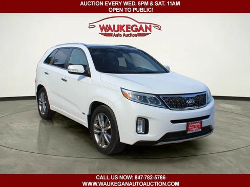 Used 2014 Kia Sorento SX w/ 3rd Row Package AWD/4WD image 3