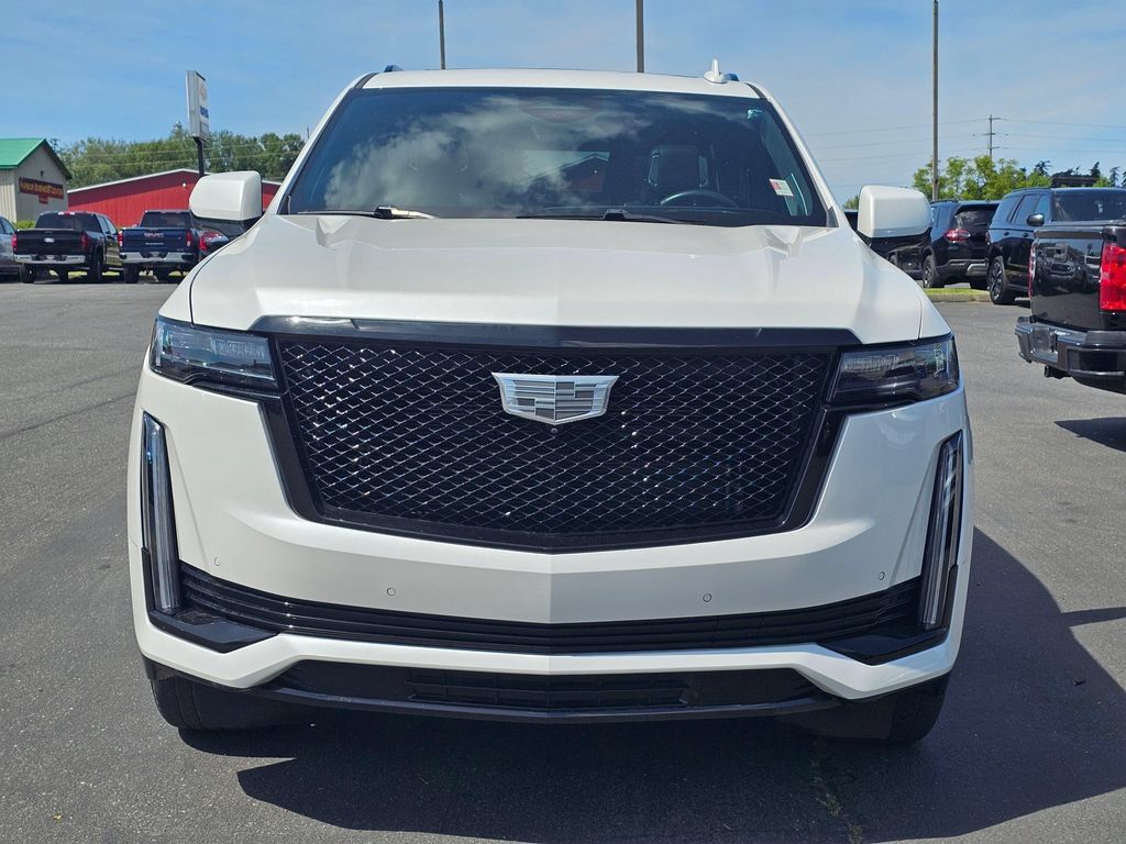 Used 2022 Cadillac Escalade Sport Platinum w/ LPO, ONYX Package AWD/4WD image 8