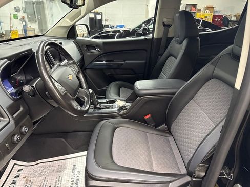 Used 2019 Chevrolet Colorado Z71 image 10