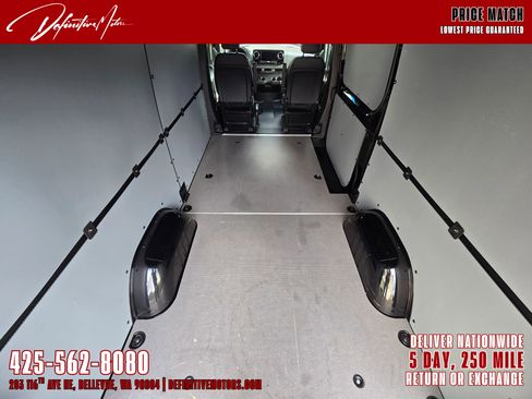 Used 2020 Mercedes-Benz Sprinter 2500 image 24