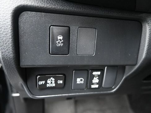 Used 2023 Toyota Tacoma TRD Sport AWD/4WD image 17