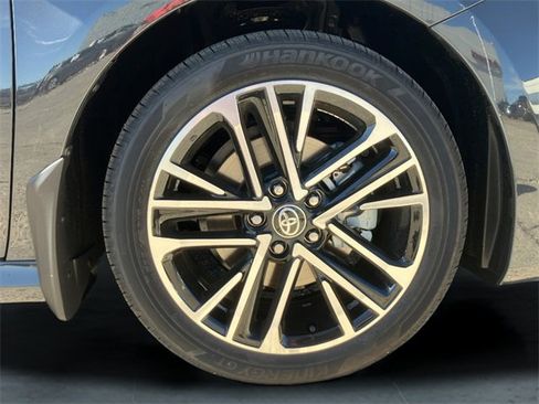 New 2026 Toyota Camry XLE image 9