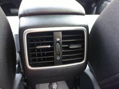 Certified 2022 Kia Sportage LX FWD image 17