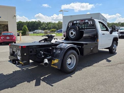 New 2025 Chevrolet Silverado 3500 W/T w/ WT Convenience Package AWD/4WD image 3
