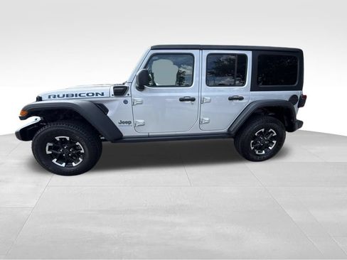 Used 2024 Jeep Wrangler Unlimited Rubicon 4xe AWD/4WD image 2