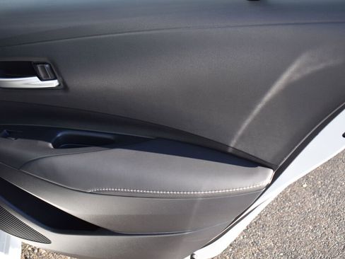 Certified 2025 Toyota Corolla XLE image 22