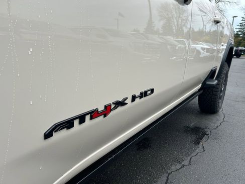 New 2026 GMC Sierra 2500 AT4X w/ LPO, Black Badging Package image 32